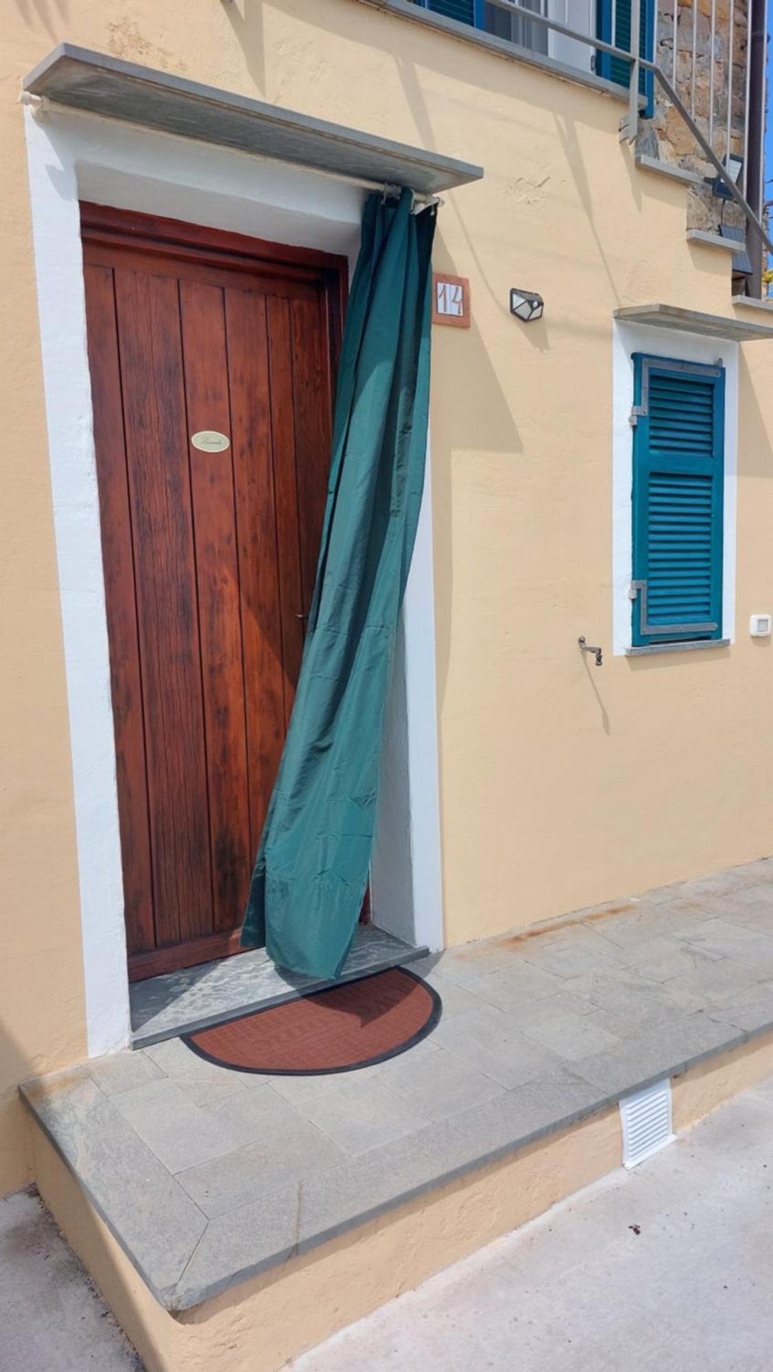 Il Nido Del Viaggiatore Vallebona Luaran gambar
